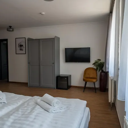 Prémium Panzió Miskolctapolca Couette-café Miskolc