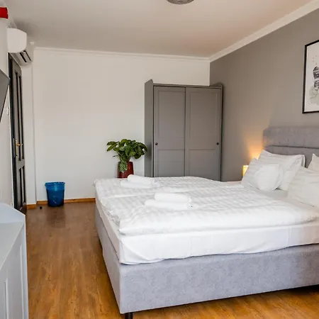 Bed & Breakfast Premium Panzio Miskolctapolca
