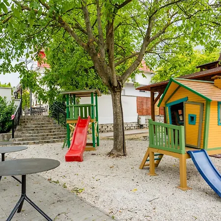 Prémium Panzió Miskolctapolca Couette-café Miskolc