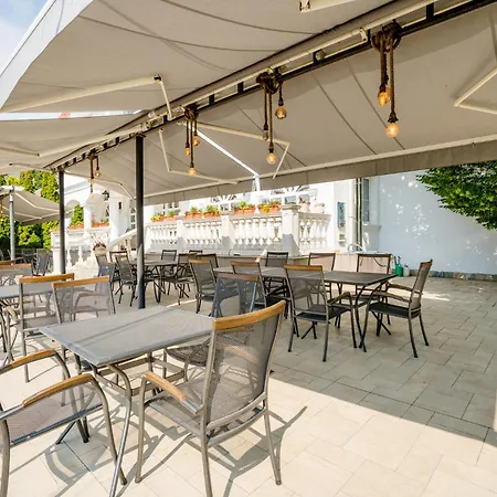 Couette-café Prémium Panzió Miskolctapolca